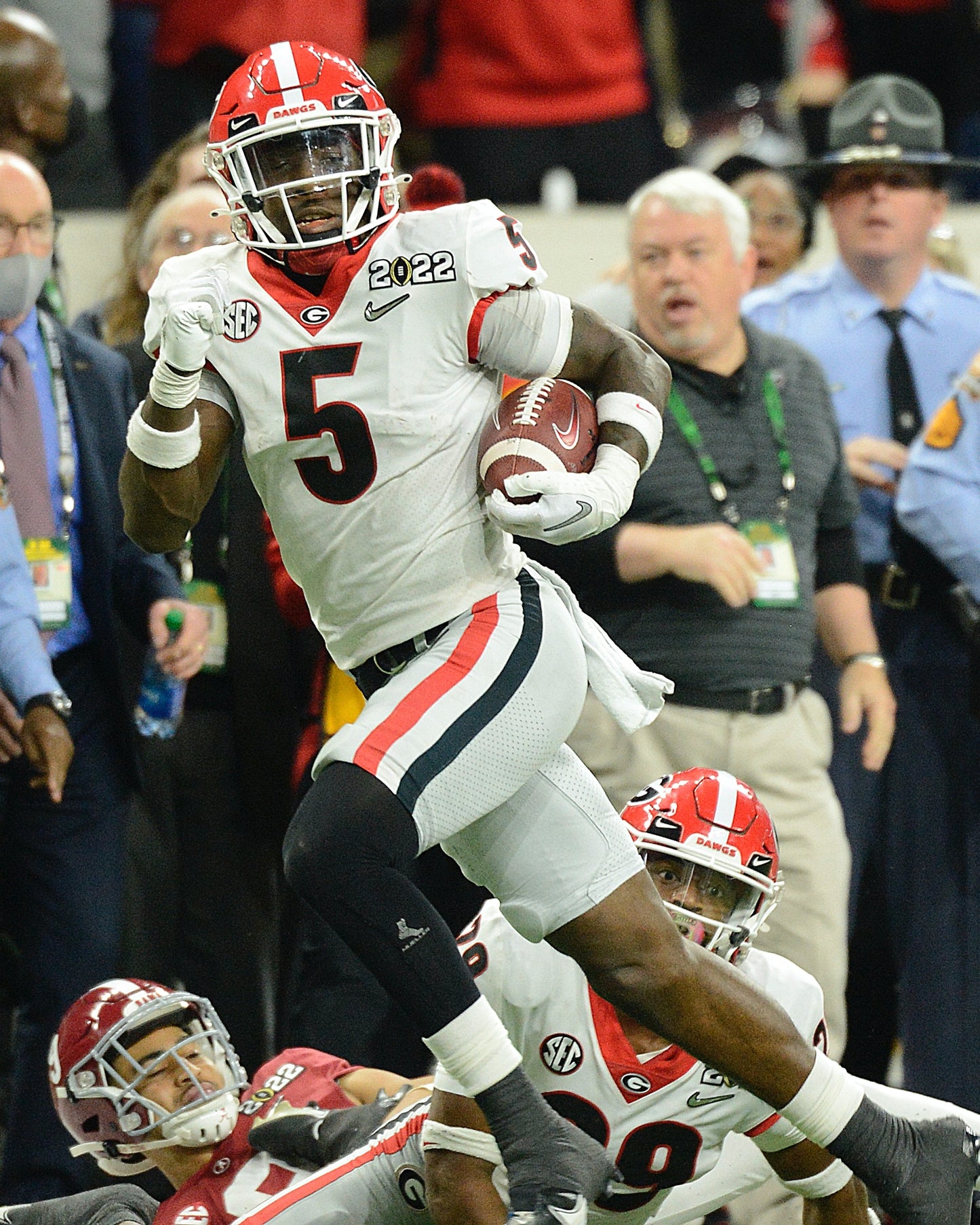 Limited-edition Pick Six Shot Signed by Kelee Ringo Only 33 Printed