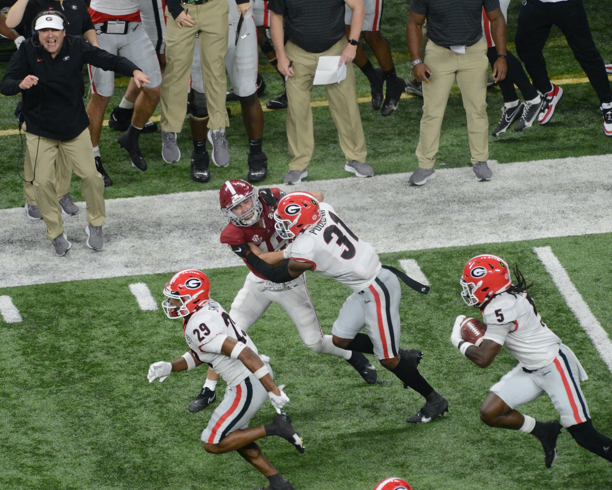 Limited-edition Pick Six Shot Signed by Kelee Ringo Only 33 Printed ...